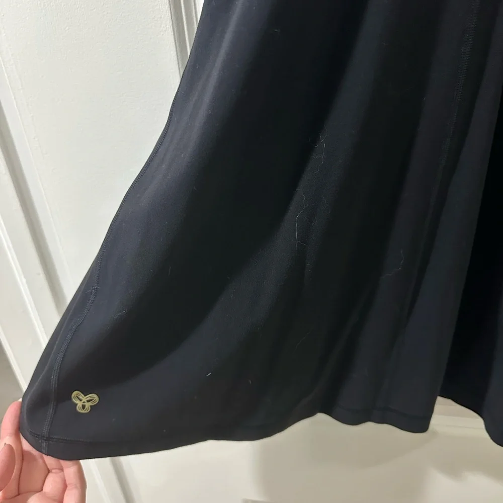 Aritzia Women's Black Zip-Up collar tennis dress - Picture 4 of 4